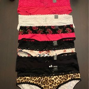 Torrid Mid-Rise Hipster Lace Trim Panty Lot Sz 2 2X